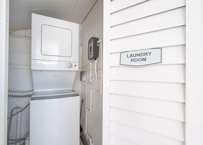 3 Min Walk To Private Triplex Retreat Сasa de vacaciones Clearwater Beach